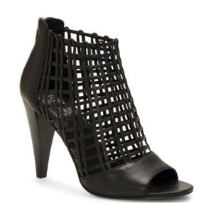 NEW Vince Camuto Atina Black Woven Bootie 7.5
